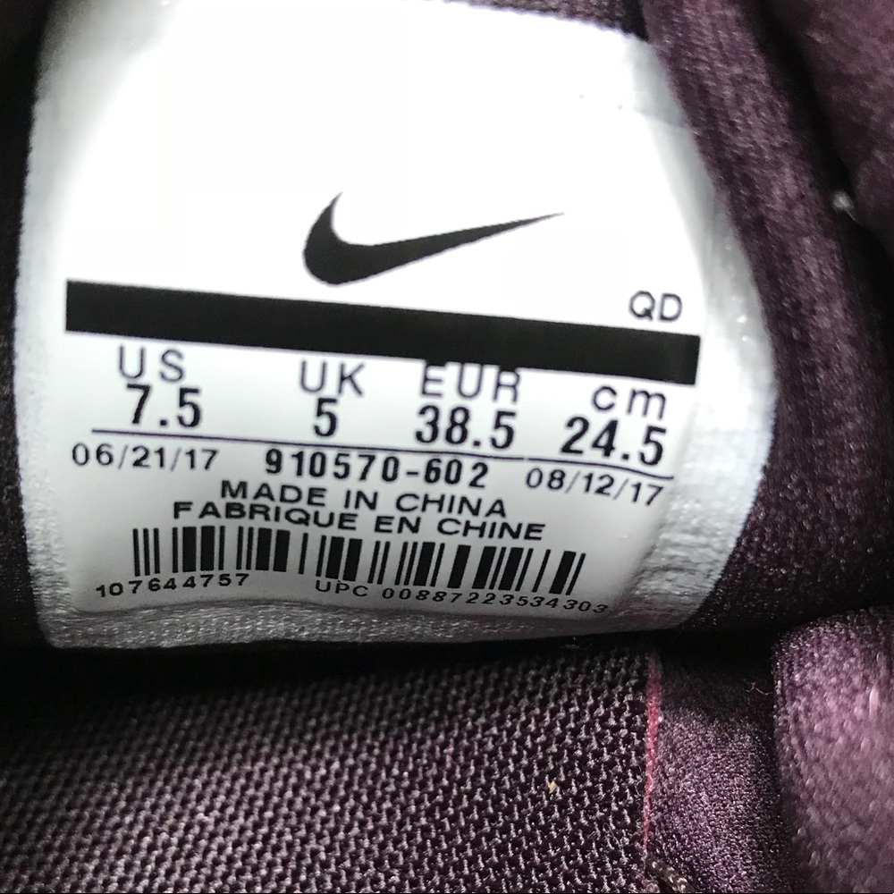 NWT Nike Air Presto Fly SE Port Wine WMNS - Picture 8 of 8